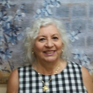 Meet your Posher, Rita